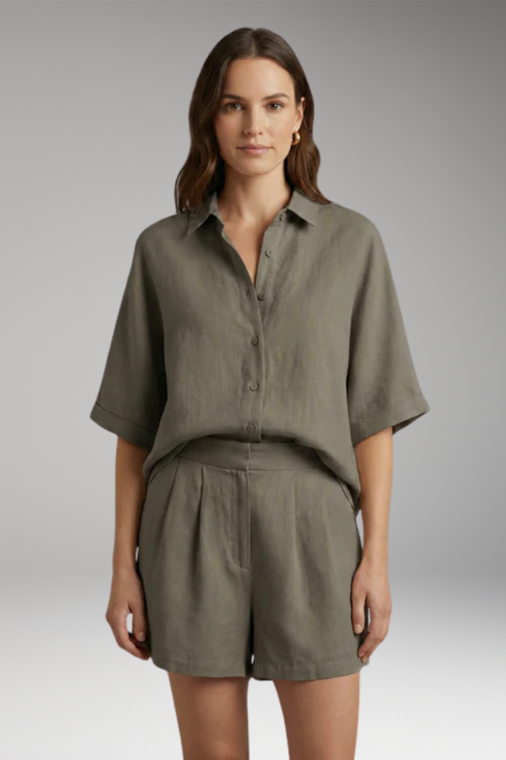 Women's Two-Piece Set with Button-Up Blouse and Loose Sleeves