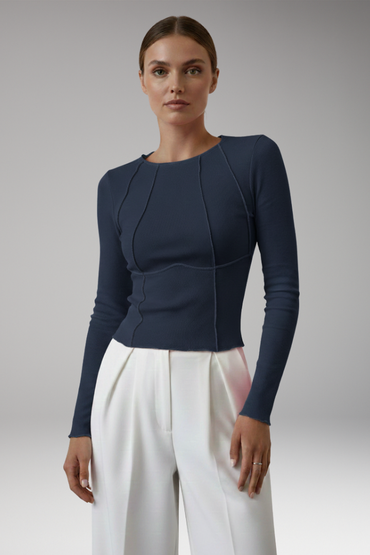 Women’s Long Sleeve Top with Ribbed Surface and Piping