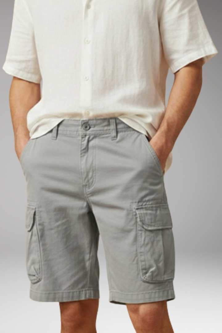 Men's Cargo Shorts with Multiple Pockets and Zipper Closure