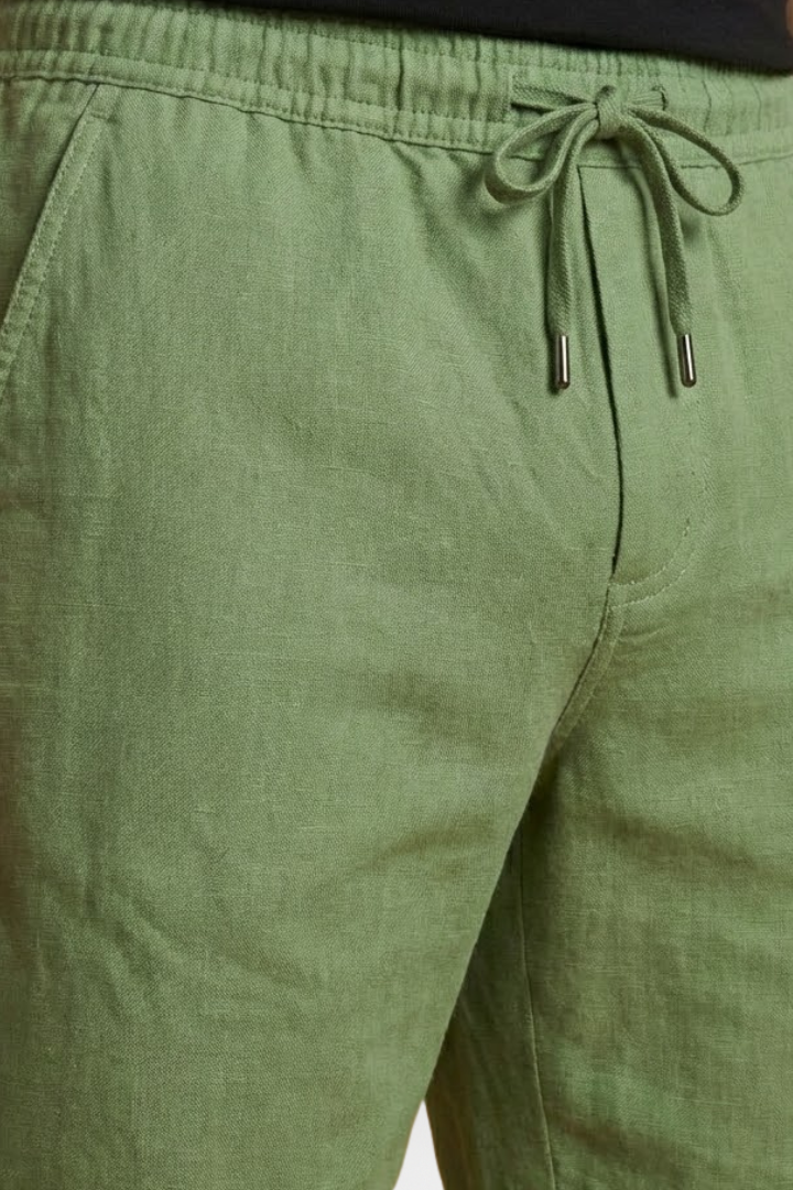 Men's Casual Shorts with Drawstring Waistband and Side Pockets