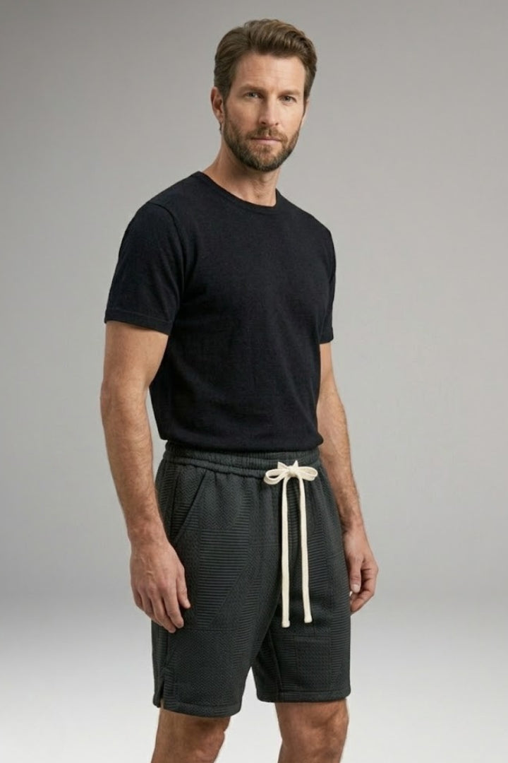 Men's Casual Shorts with Elastic Waistband and Geometric Pattern