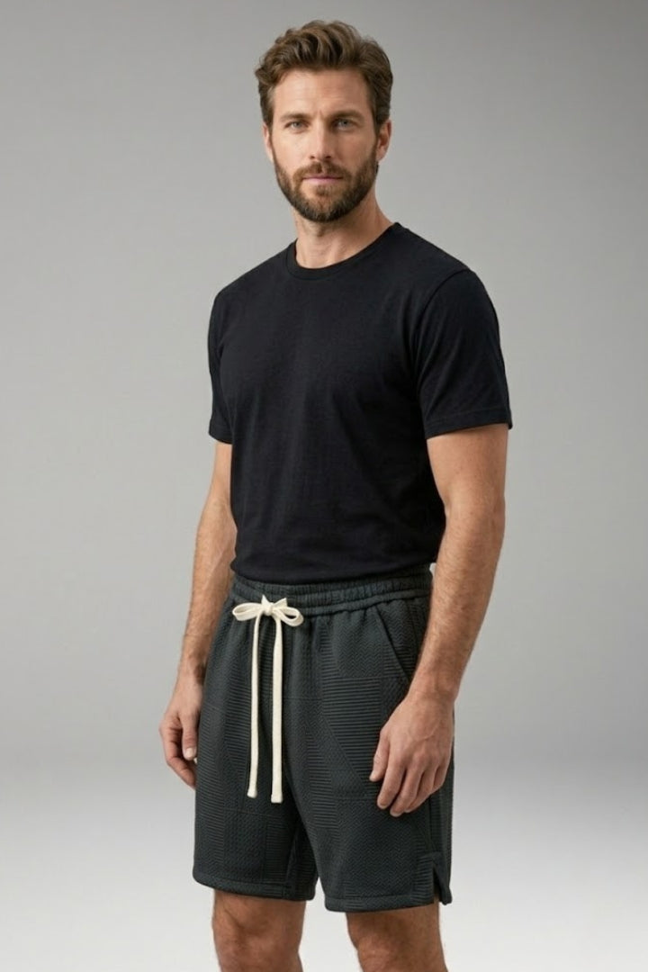 Men's Casual Shorts with Elastic Waistband and Geometric Pattern
