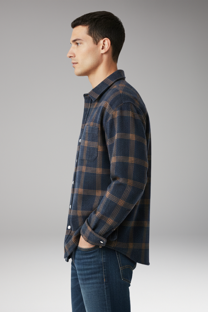 Men’s Flannel Shirt with Classic Collar and Long Sleeves