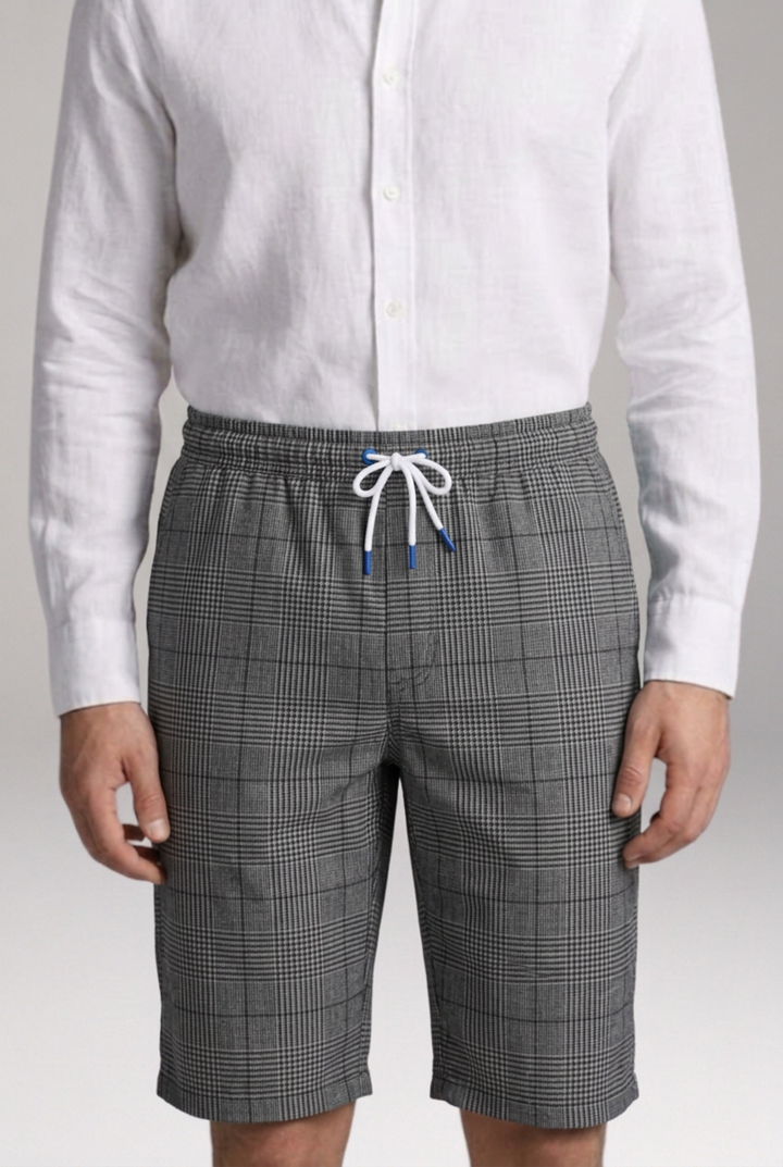 Men's Geometric Checkered Drawstring Shorts with Side Pockets