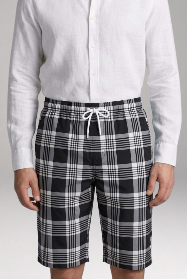 Men's Geometric Checkered Drawstring Shorts with Side Pockets