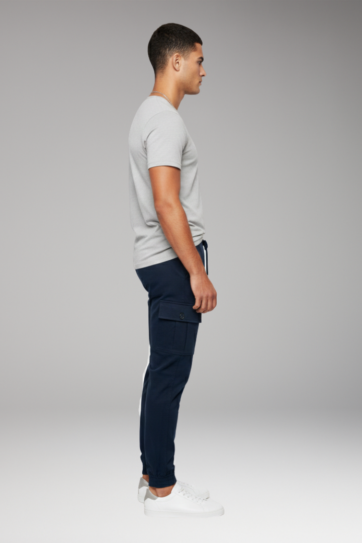 Men’s Jogger Trousers with Elastic Waist and Cargo Pockets