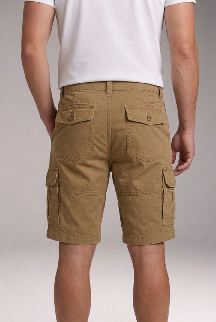 Men's Knee-Length Cargo Shorts with Buttoned Flap Pockets