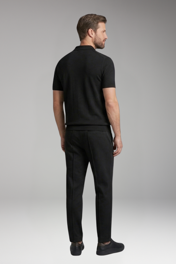 Men's Leisure Suit with Zip-Up Polo Shirt and Relaxed Fit Trousers