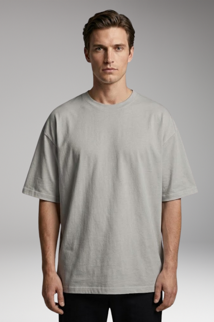 Men’s Oversized T-Shirt with Round Neck and Short Sleeves
