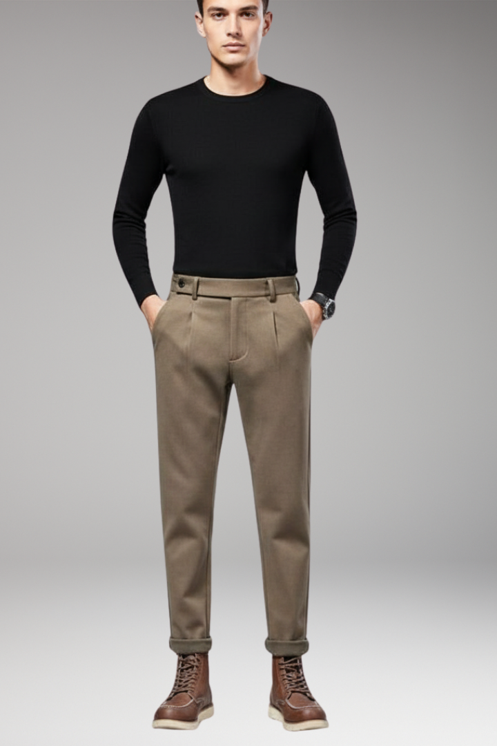 Men’s Trousers with Spacious Pockets and Secure Zippers