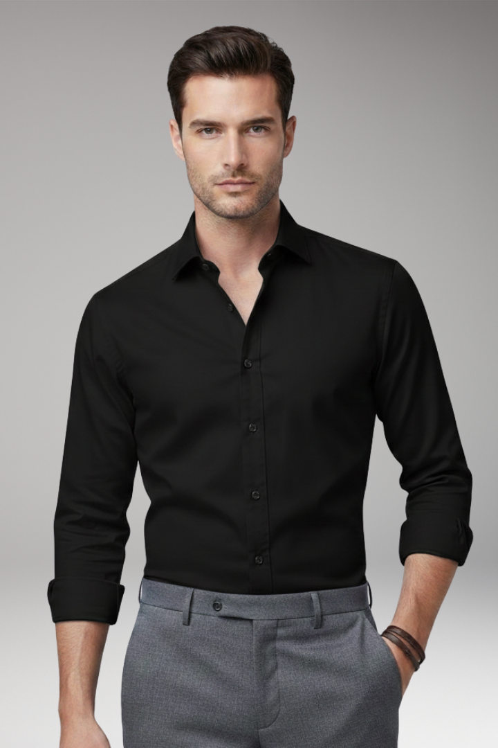Men’s Shirt with Button Closure and Classic Collar