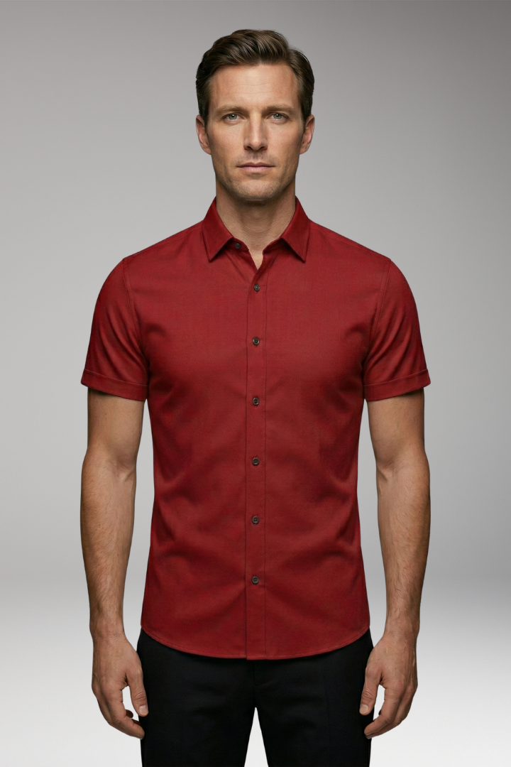 Men's Shirt with Button Placket and Fitted Style