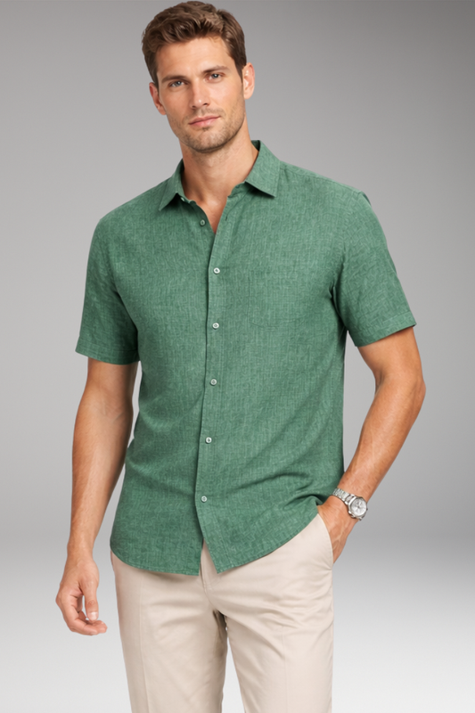 Men’s Shirt with Classic Collar and Button Placket