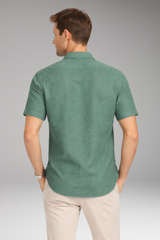 Men’s Shirt with Classic Collar and Button Placket