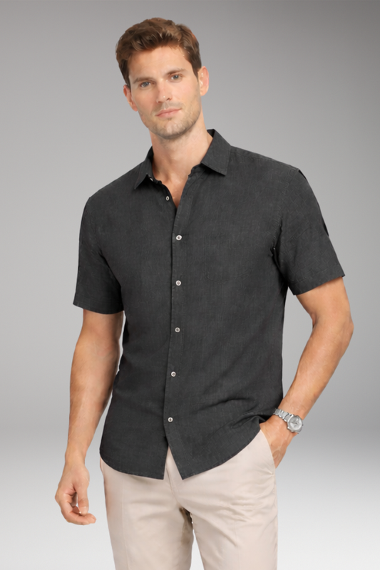 Men’s Shirt with Classic Collar and Button Placket
