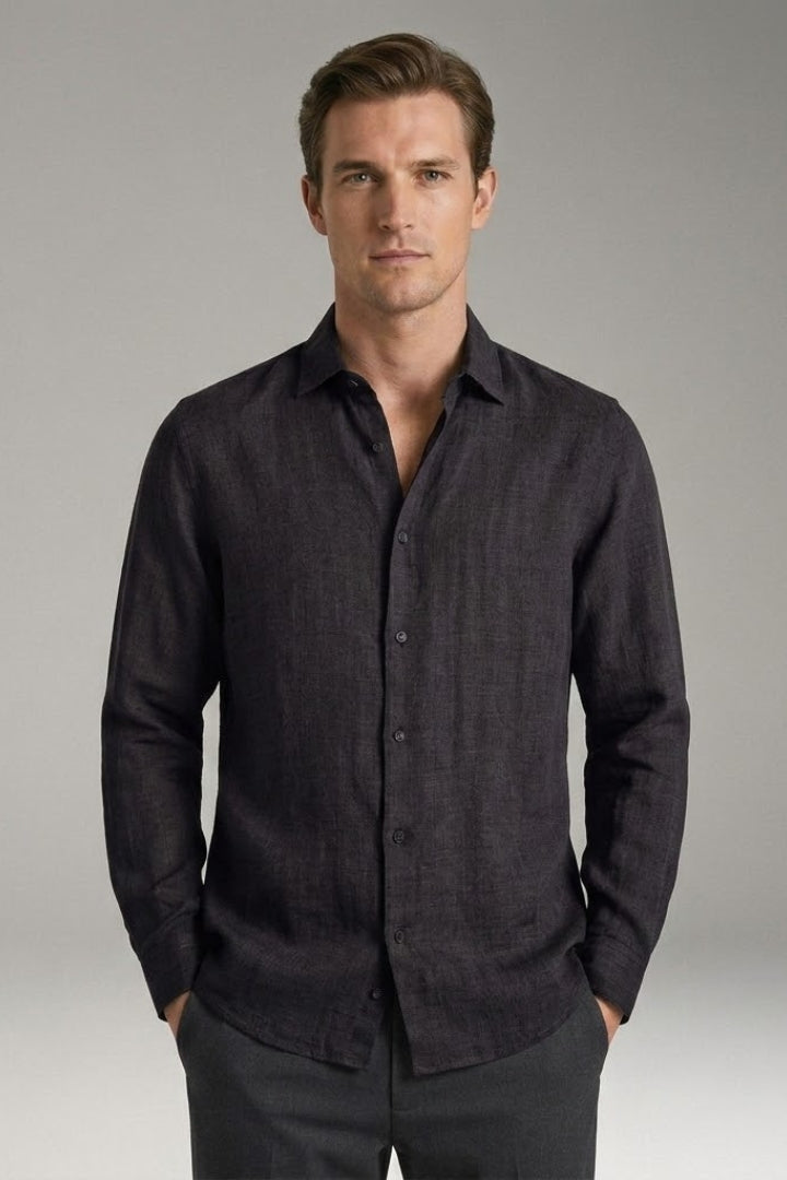 Men's Shirt with Classic Collar and Full Button Placket
