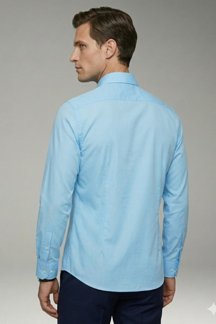 Men's Shirt with Classic Collar and Full Button Placket