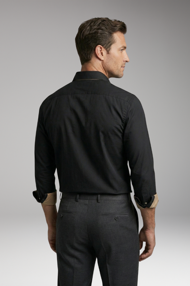 Men's Shirt with Classic Collar and Slim Fit