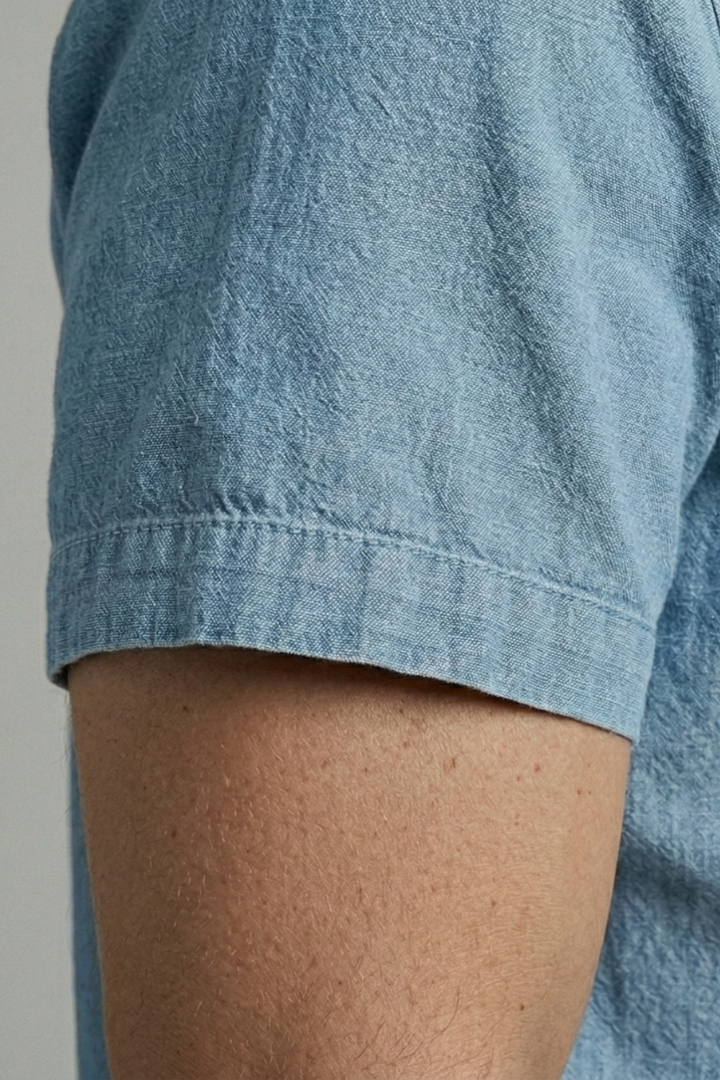 Men's Shirt with Short Sleeves and Chest Pocket