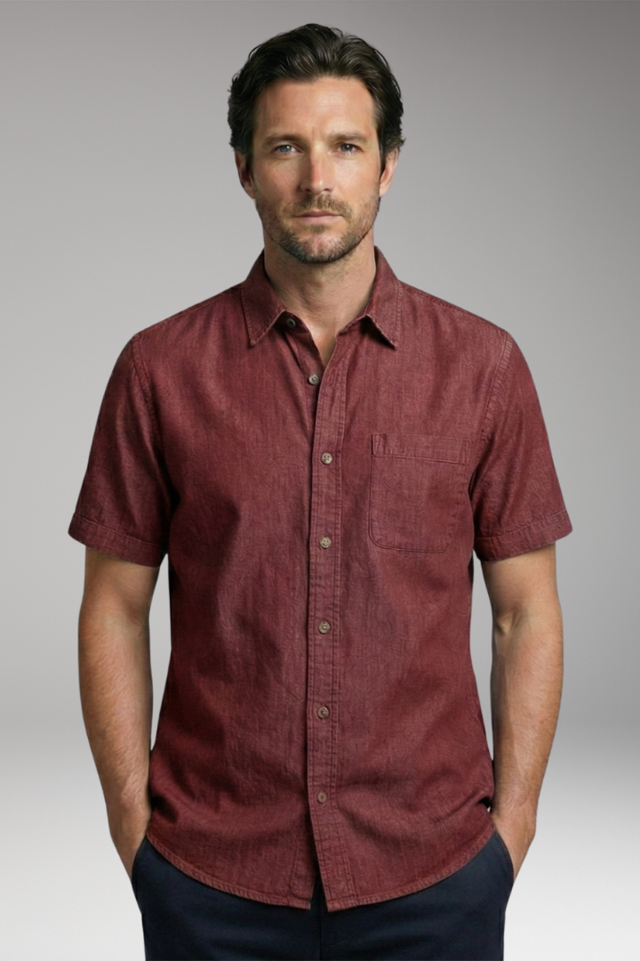 Men's Shirt with Short Sleeves and Chest Pocket