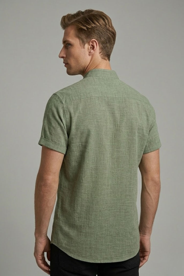 Men's Short-Sleeved Shirt with Stand-Up Collar