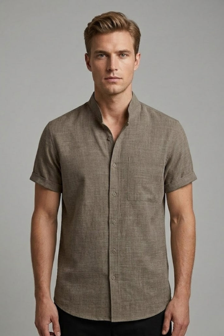 Men's Short-Sleeved Shirt with Stand-Up Collar