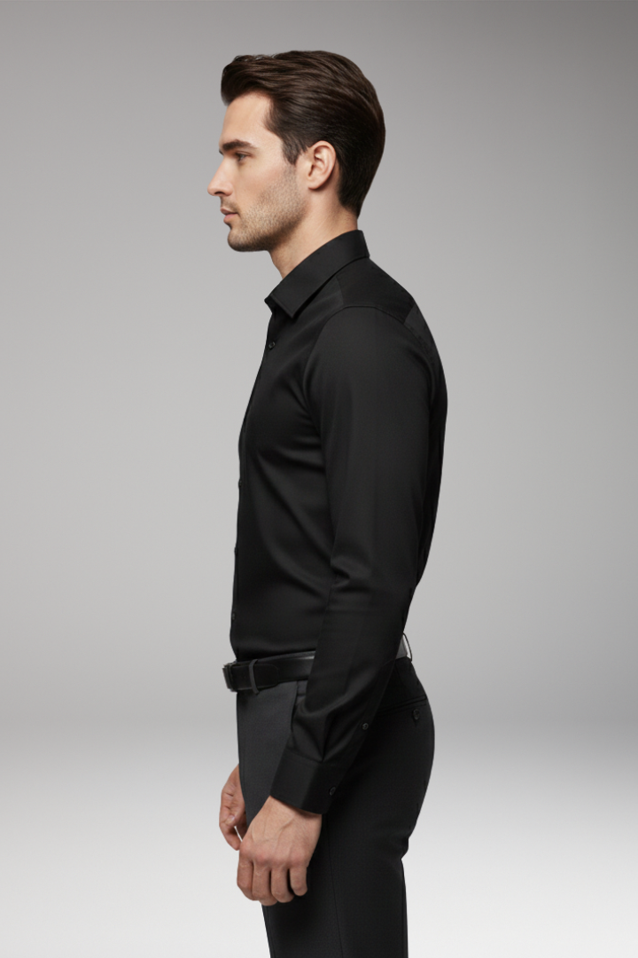 Men’s Slim Shirt with Pointed Collar and Button Closure