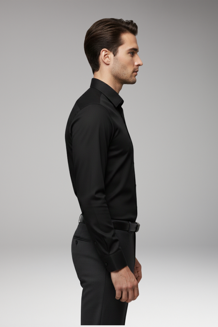 Men’s Slim Shirt with Pointed Collar and Button Closure