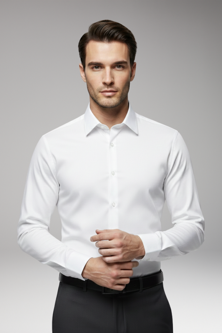 Men’s Slim Shirt with Pointed Collar and Button Closure
