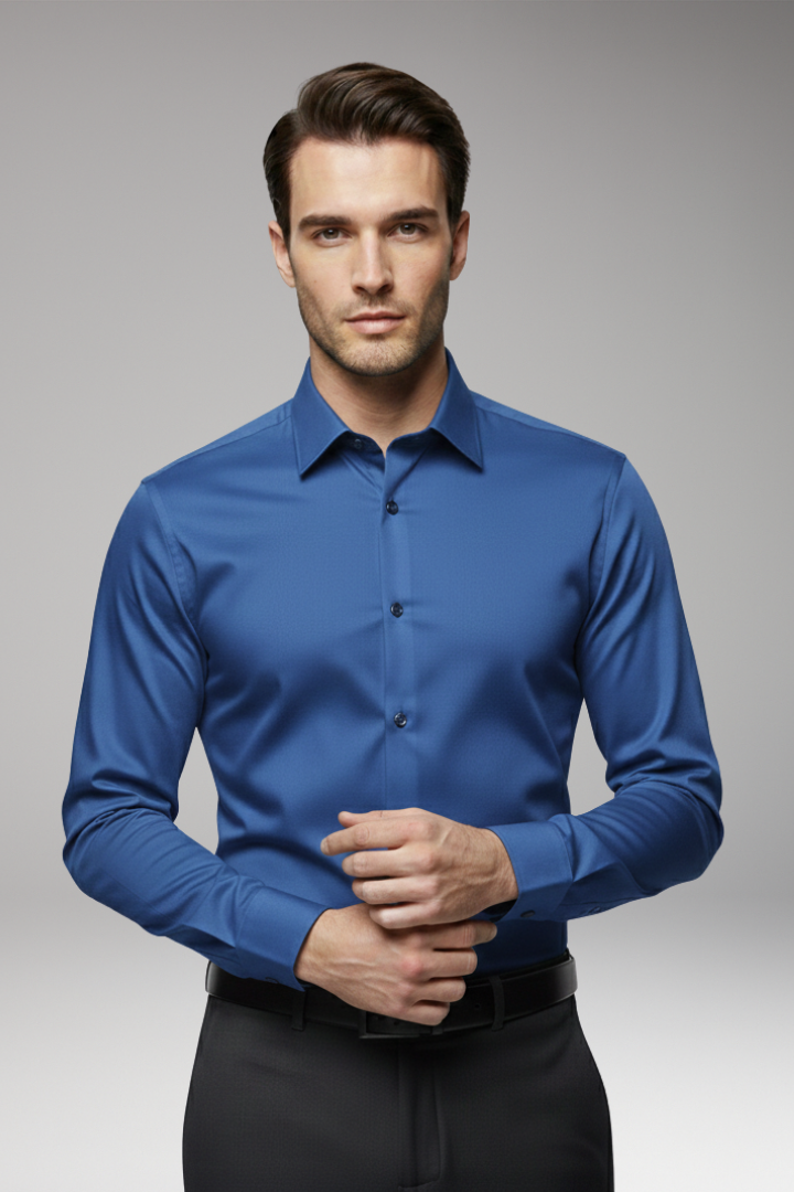 Men’s Slim Shirt with Pointed Collar and Button Closure