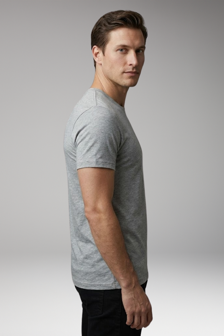 Men’s T-Shirt with Crew Neck and Close-Fit Cut