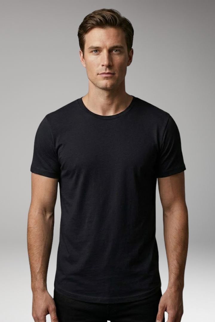 Men’s T-Shirt with Crew Neck and Close-Fit Cut