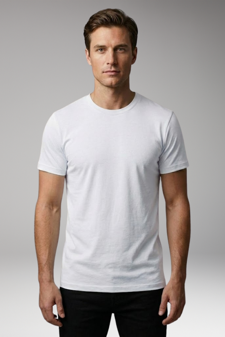 Men’s T-Shirt with Crew Neck and Close-Fit Cut