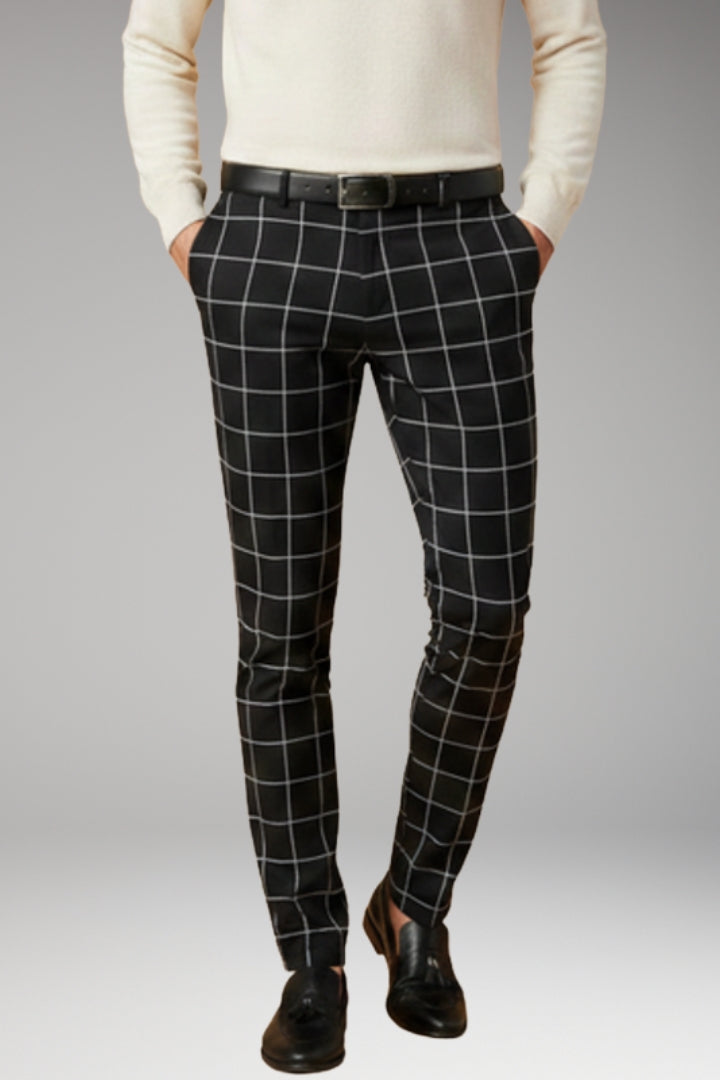 Men’s Trousers with Checkered Pattern and Side Pockets