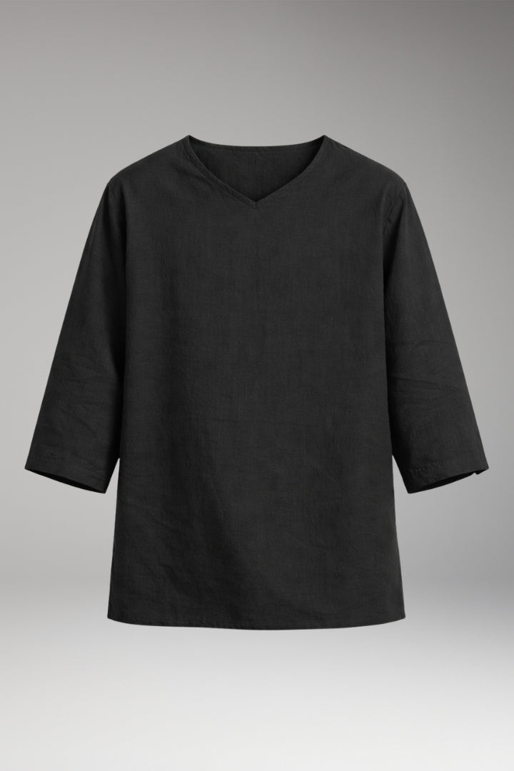 Men's Tunic-Style Top with Round Neckline and Three-Quarter Sleeves