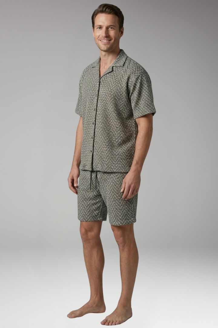 Men’s Two-Piece Set with Printed Short-Sleeve Shirt and Shorts