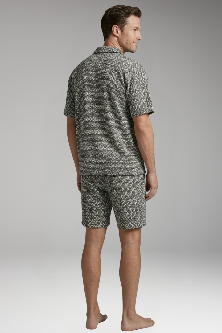 Men’s Two-Piece Set with Printed Short-Sleeve Shirt and Shorts