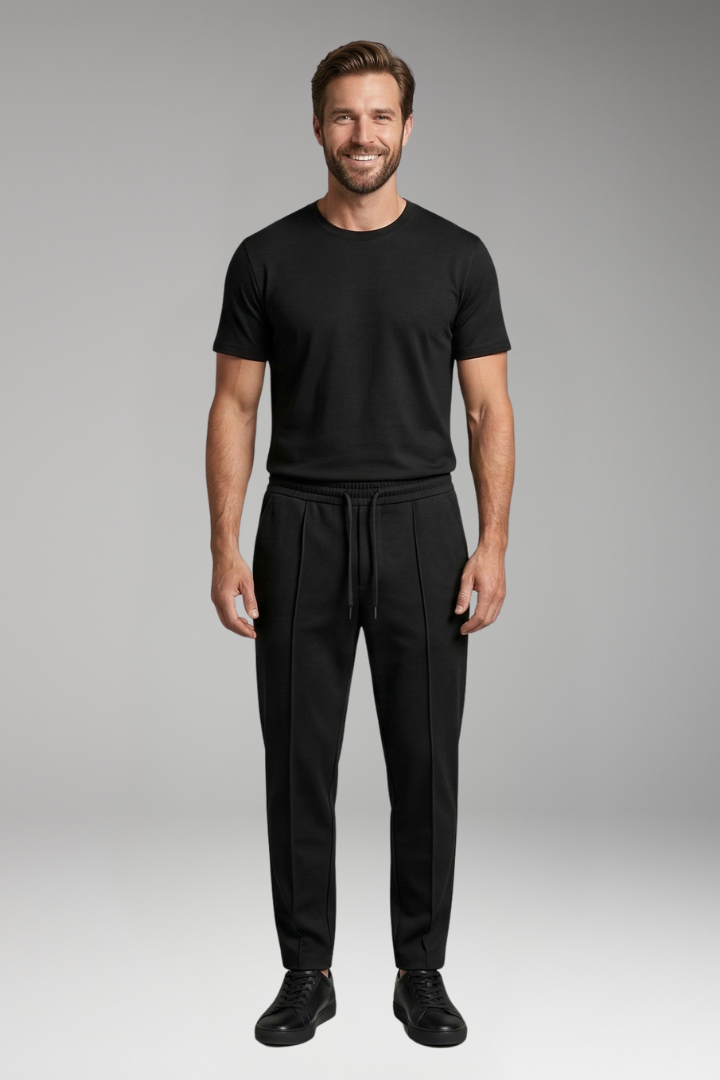 Men's Two-Piece Set with T-Shirt and Joggers for All-Season Wear