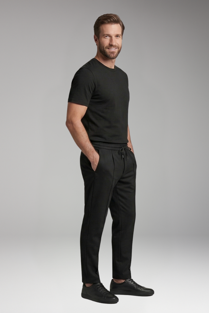 Men's Two-Piece Set with T-Shirt and Joggers for All-Season Wear