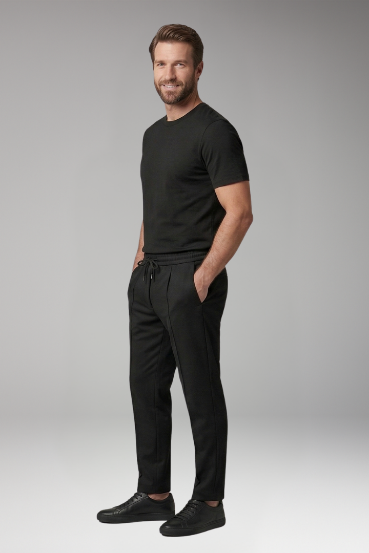 Men's Two-Piece Set with T-Shirt and Joggers for All-Season Wear