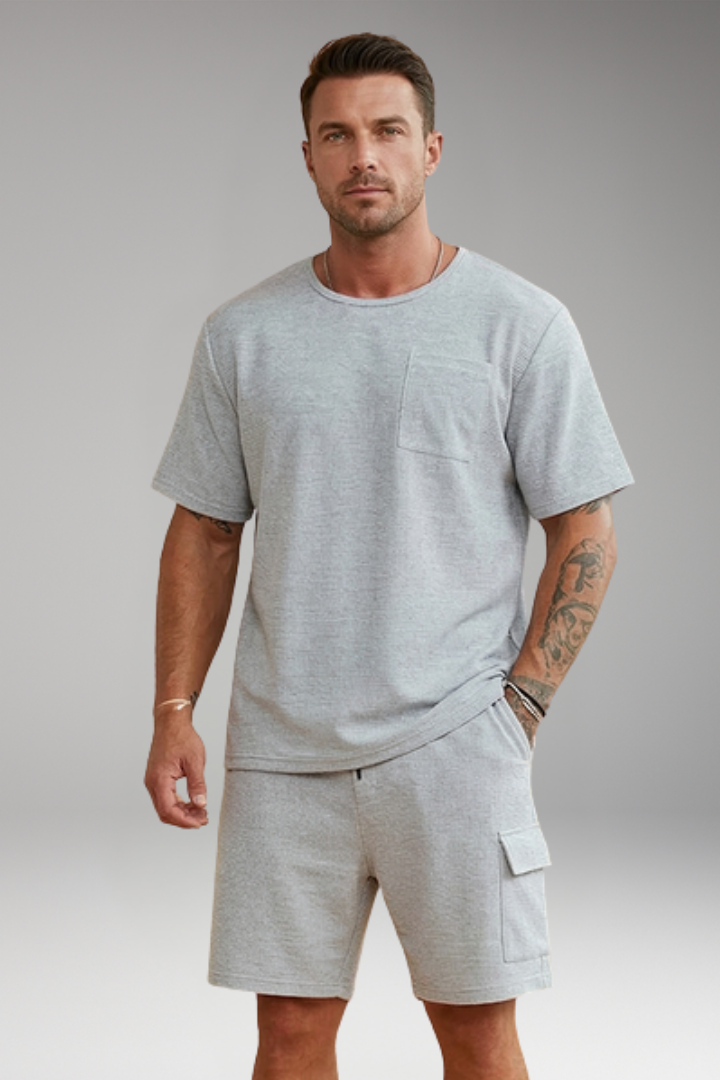 Men's Two-Piece Sportswear Set with Round Neck Top