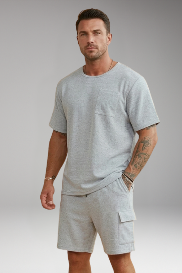 Men's Two-Piece Sportswear Set with Round Neck Top