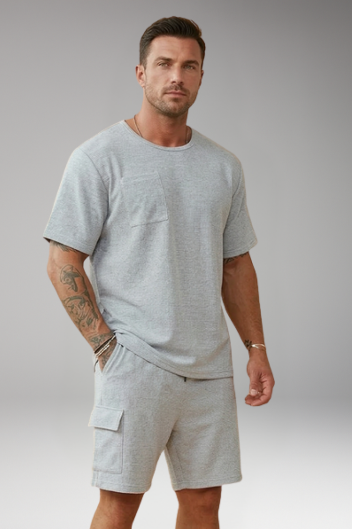 Men's Two-Piece Sportswear Set with Round Neck Top