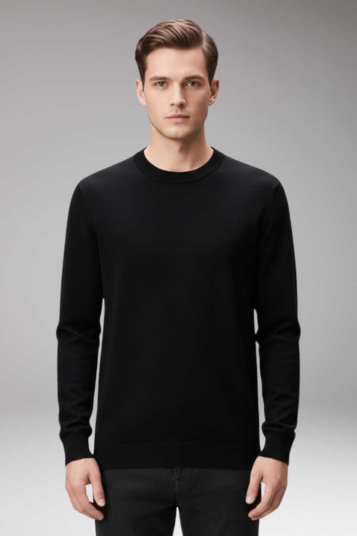 Men’s Pullover Shirt with Crew Neck and Straight Hem