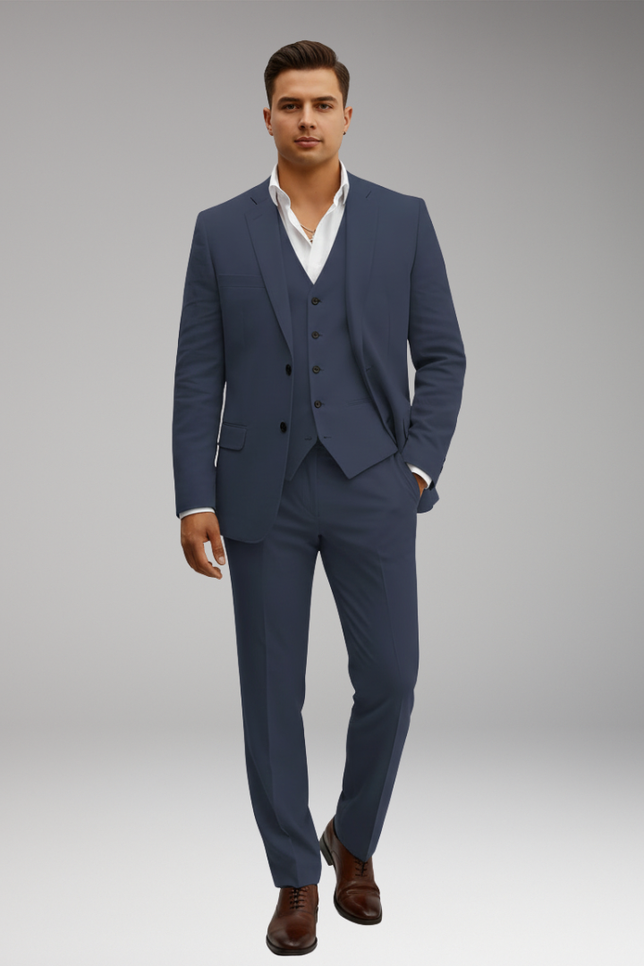 Men’s Three-Piece Suit with Buttoned Jacket and Waistcoat