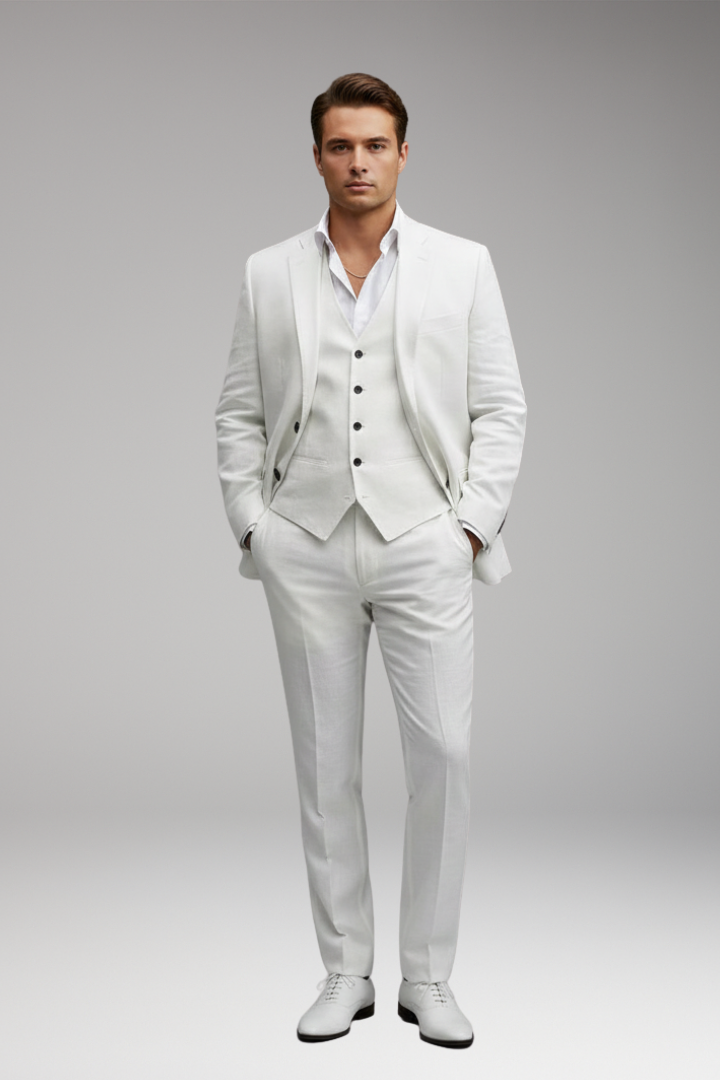 Men’s Three-Piece Suit with Buttoned Jacket and Waistcoat