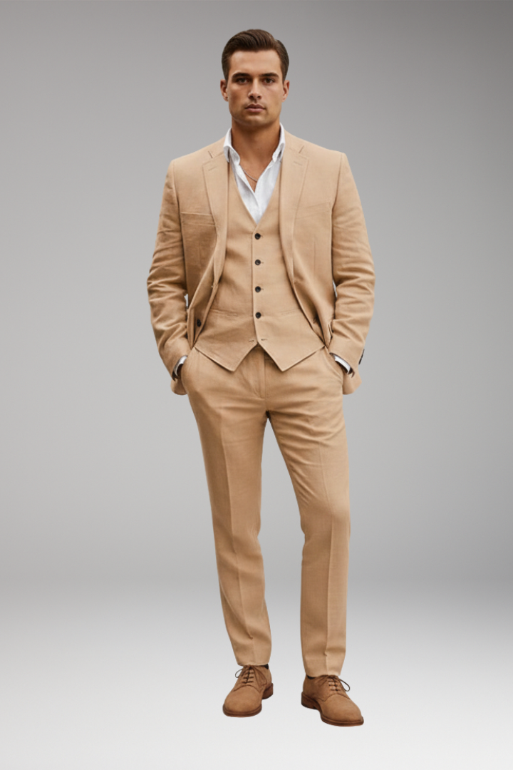 Men’s Three-Piece Suit with Buttoned Jacket and Waistcoat