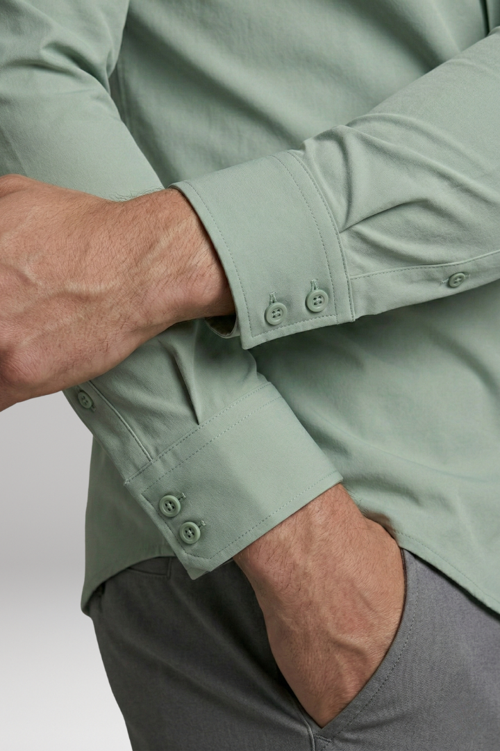 Men's Shirt with Button Placket and Slim Fit