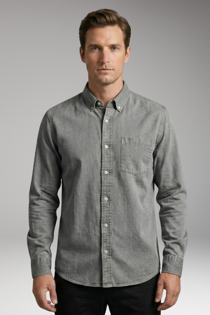 Men's Shirt with Classic Collar and Chest Pocket