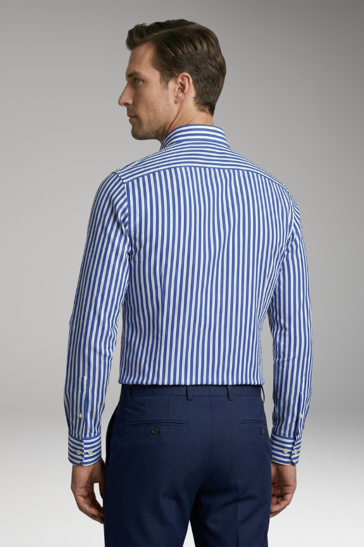 Men's Shirt with Short Sleeves and Button Placket